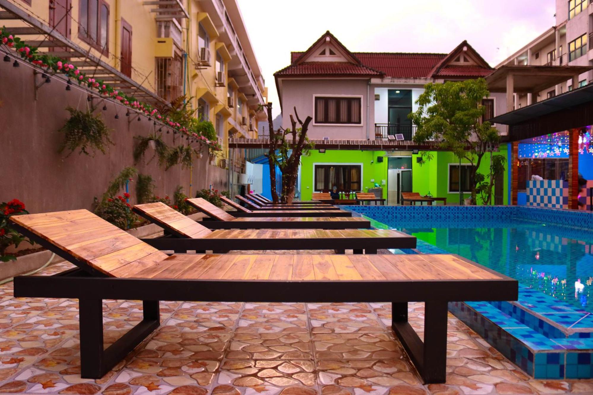 Vang Vieng Sabai Sabai Hostel Exterior foto